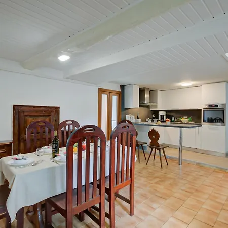 Rustic Mountain Daire Brissago